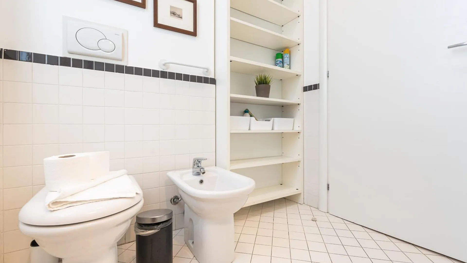 Splendid One Bedroom De Angeli 2Nd Fl - Mirable Pm 밀라노 0*,  이탈리아