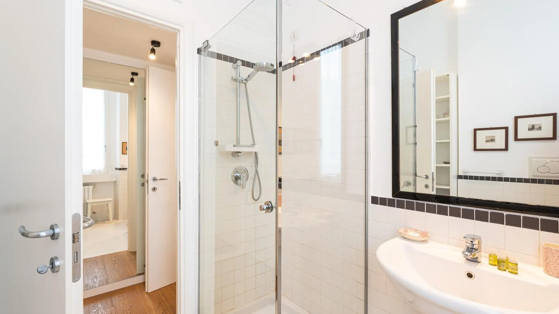 Splendid One Bedroom De Angeli 2Nd Fl - Mirable Pm 밀라노
